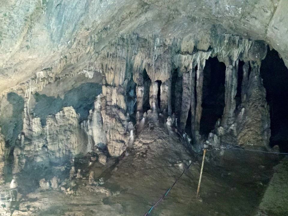 Peștera Muierilor, locul de legendă în care veneau femeile care nu puteau face copii