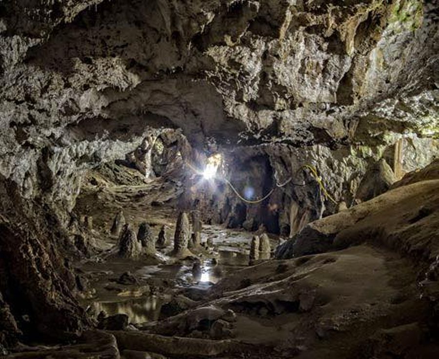 Peștera Polovragi, un loc de legendă