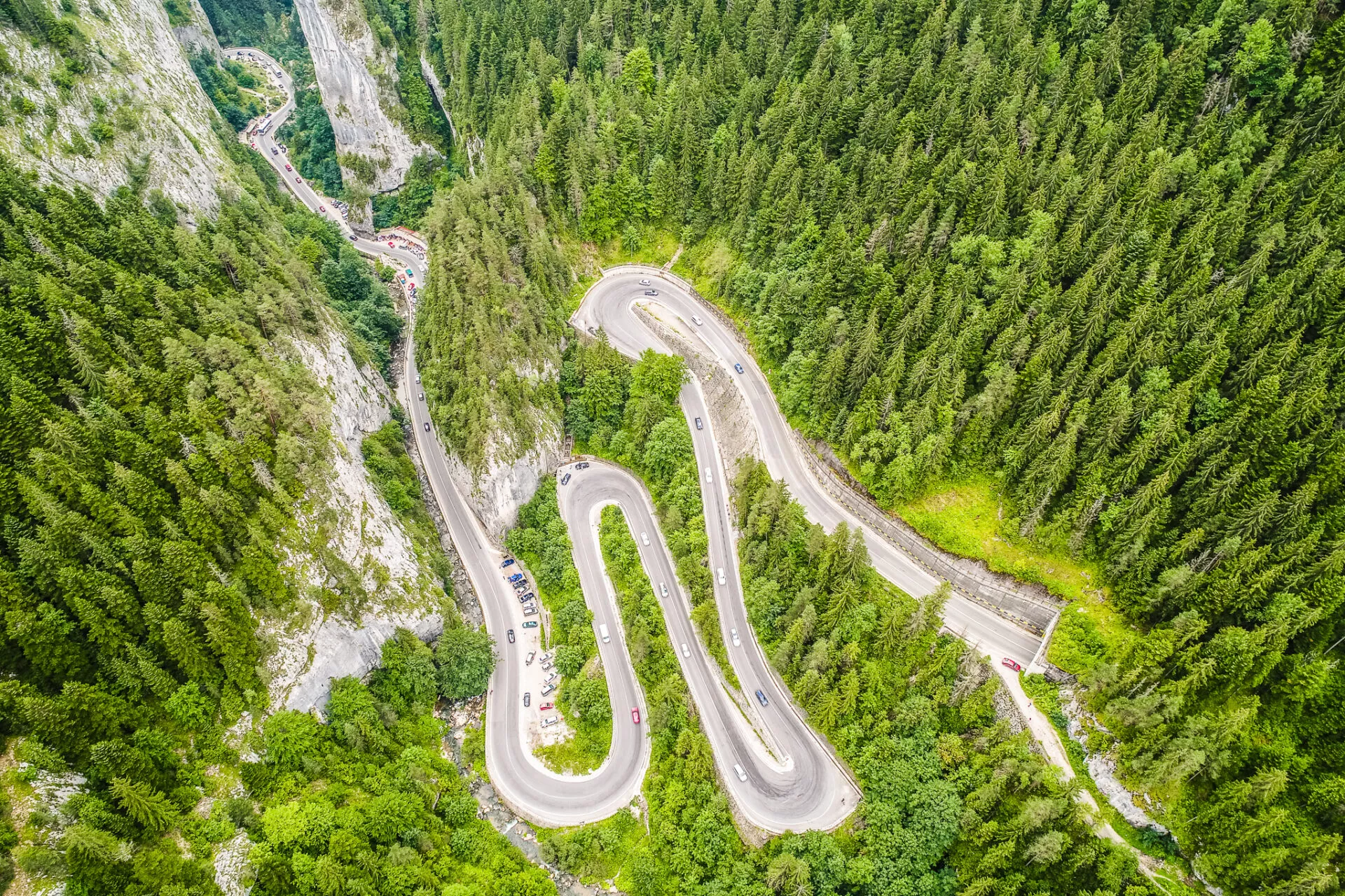 La pas prin Cheile Bicazului